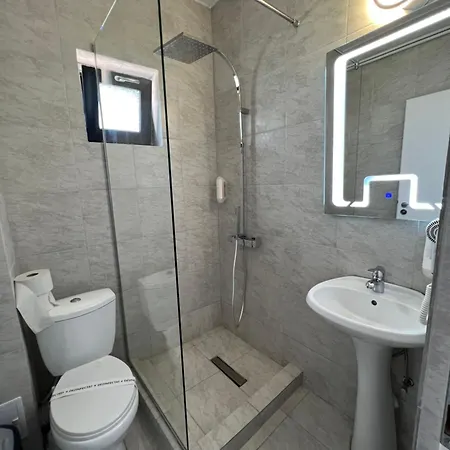 Ama House Guest house