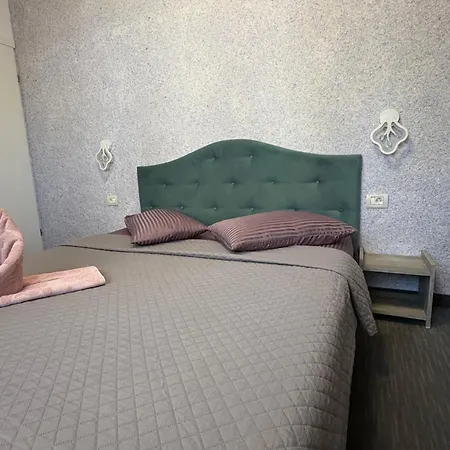 Ama House